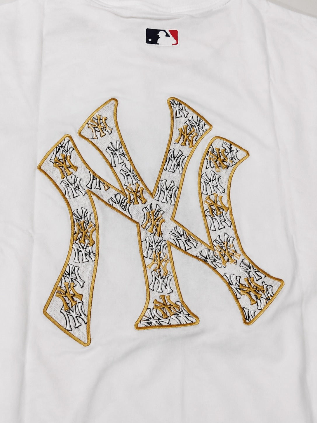 New York Embroidery Oversized Round Neck T-shirt